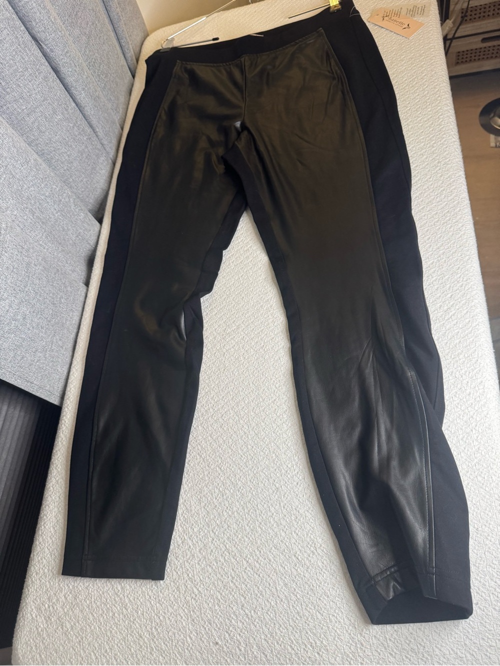 Pants Subcategory Classification - Picture 5 of 7